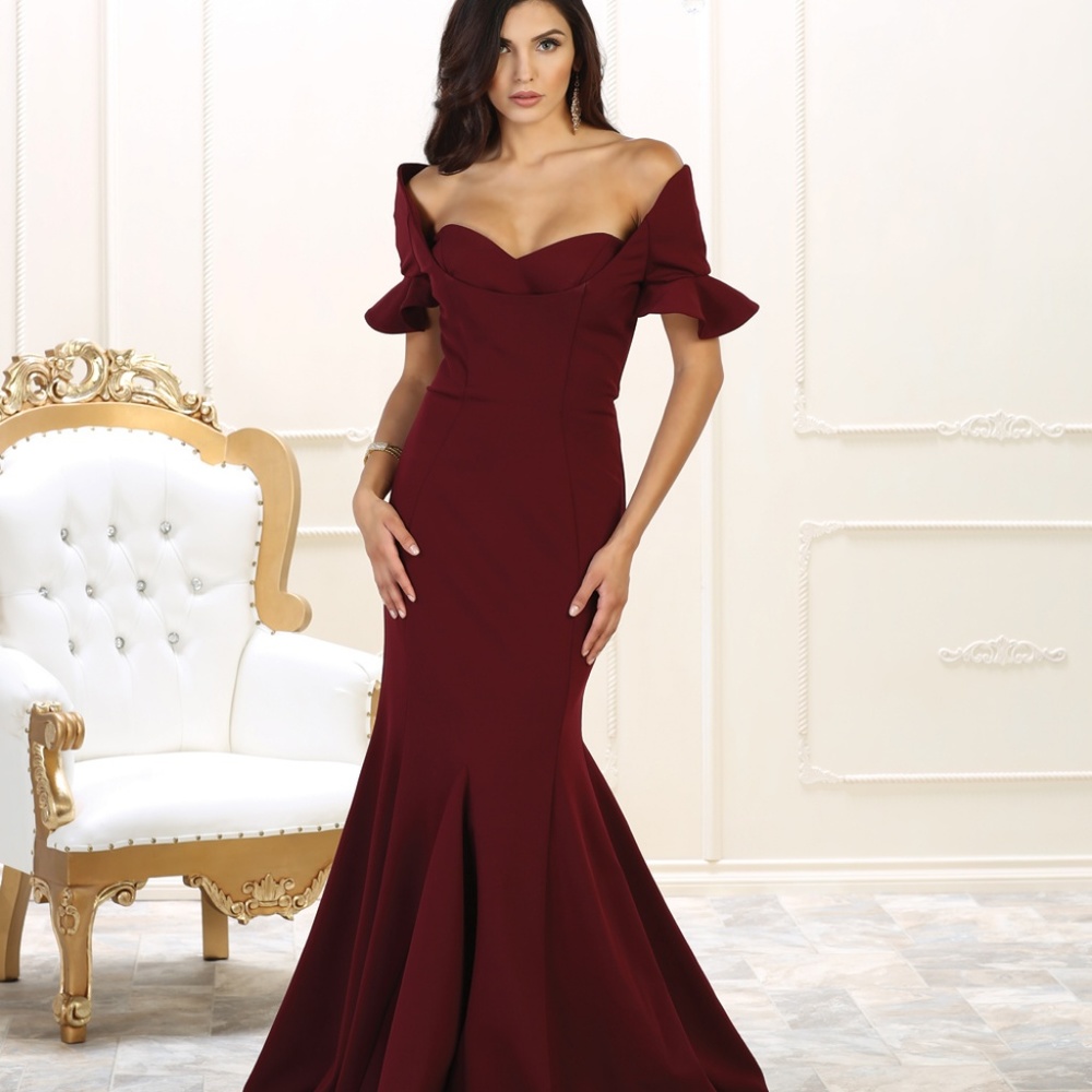 prom/evening dresses/ special occasion/wedding/